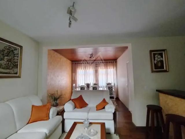 Casa / Sobrado para Venda em Itatiba/SP Jardim Tereza 4 Quartos