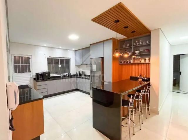 Casa / Sobrado para Venda em Itatiba/SP Loteamento Quinta da Boa Vista 3 Quartos