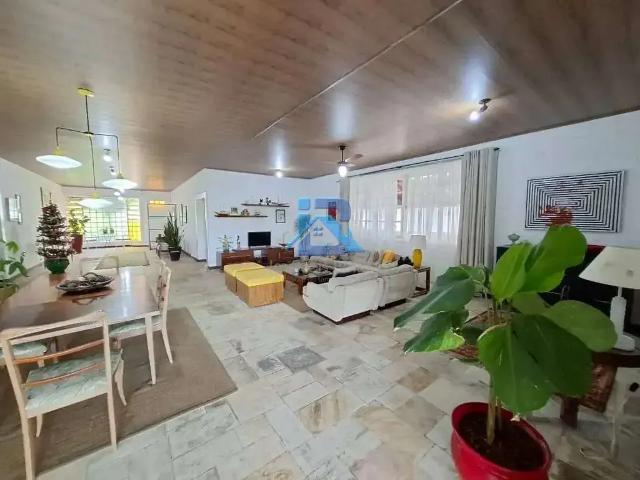 Casa / Sobrado para Venda em Itatiba/SP Parque das Laranjeiras 3 Quartos