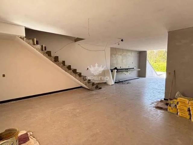 Casa / Sobrado para Venda em Itaúna/MG Tropical 3 Quartos
