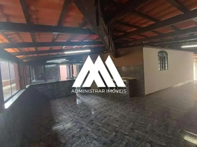 Casa / Sobrado para Venda em Itaúna/MG Itaunense II 3 Quartos