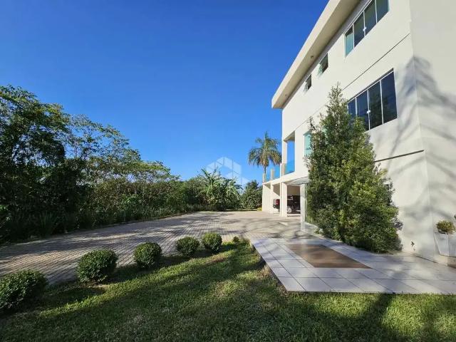 Casa / Sobrado para Venda em Itaara/RS Parque Serrano 5 Quartos