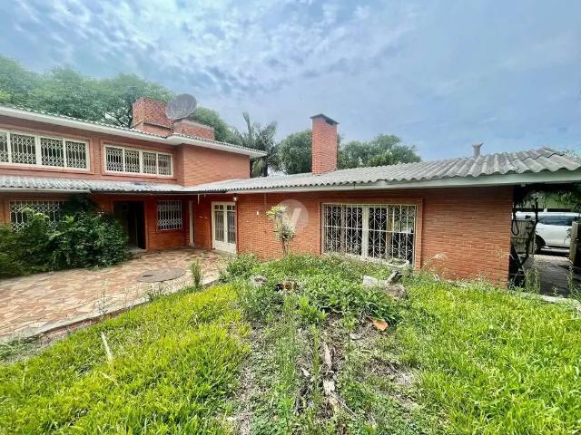 Casa / Sobrado para Venda em Itaara/RS Parque Serrano 6 Quartos