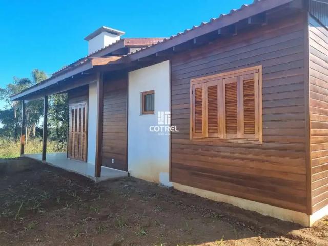Casa / Sobrado para Venda em Itaara/RS Parque Serrano 2 Quartos