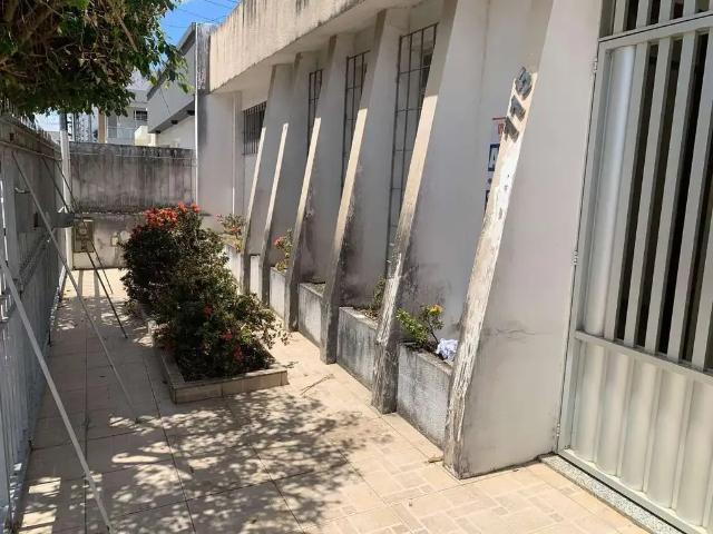 Casa / Sobrado para Venda em Itabaiana/SE Centro 3 Quartos