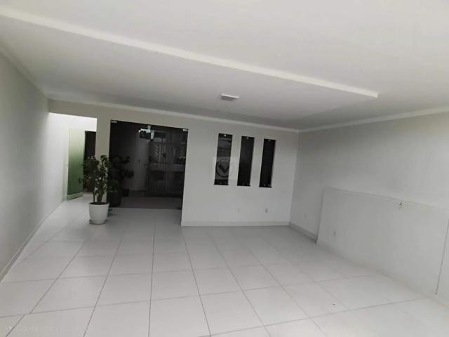 Casa / Sobrado para Venda em Itabaiana/SE Marianga 3 Quartos