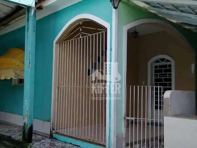 Casa / Sobrado para Venda em Itaboraí/RJ Centro 5 Quartos