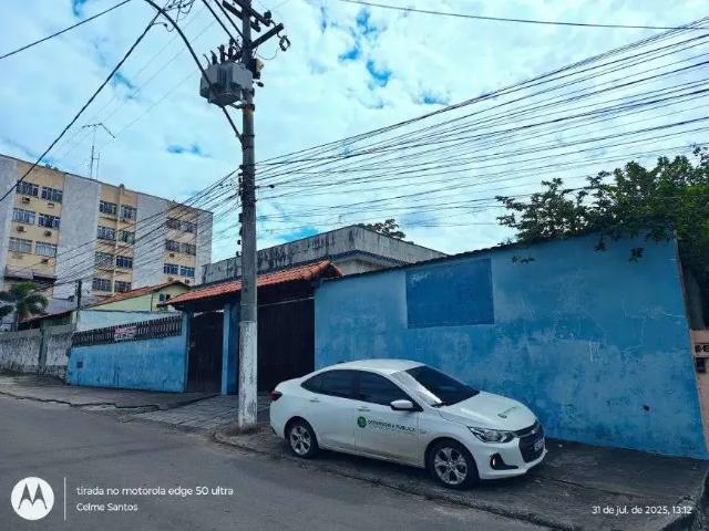 Casa / Sobrado para Venda em Itaboraí/RJ Centro 3 Quartos