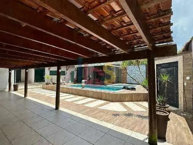 Casa / Sobrado para Venda em Itabuna/BA São Lourenço 5 Quartos