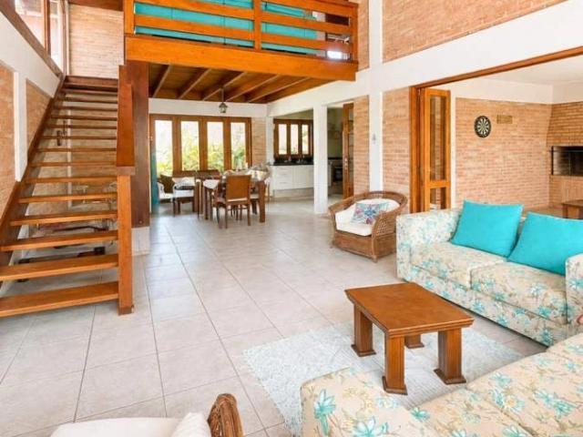 Casa / Sobrado para Venda em Itaí/SP Centro 2 Quartos