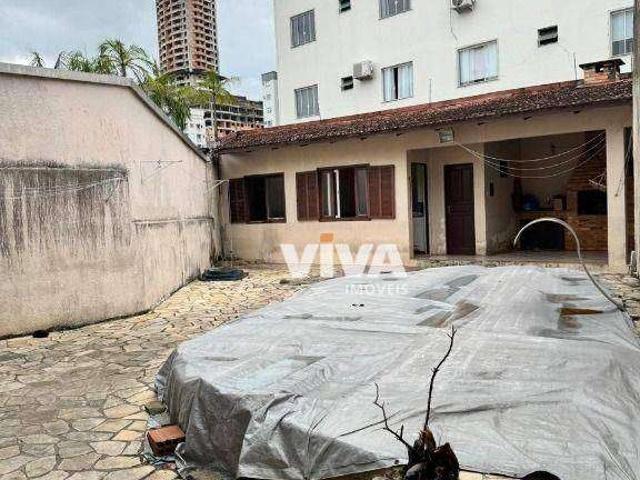 Casa / Sobrado para Venda em Itajaí/SC Vila Operária 4 Quartos