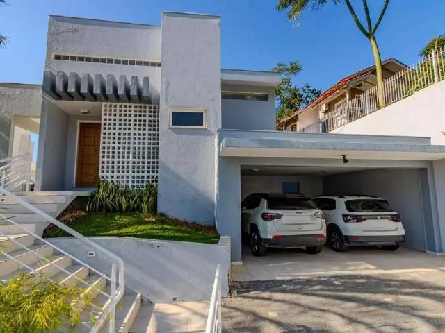 Casa / Sobrado para Venda em Itajaí/SC Cabeçudas 3 Quartos