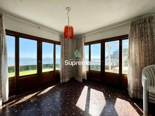 Casa / Sobrado para Venda em Itajaí/SC Cabeçudas 4 Quartos