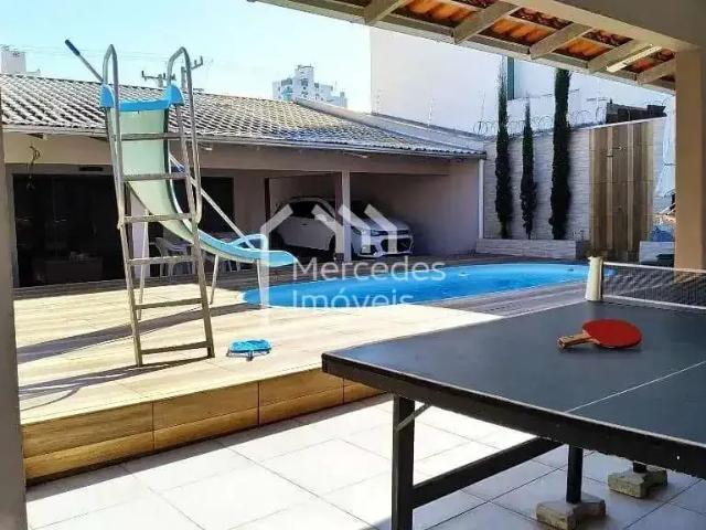 Casa / Sobrado para Venda em Itajaí/SC Centro 3 Quartos