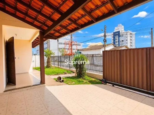 Casa / Sobrado para Venda em Itajaí/SC Cordeiros 3 Quartos