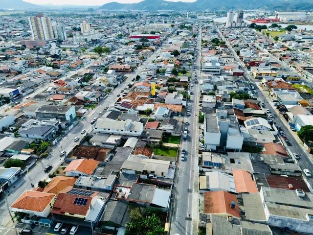 Casa / Sobrado para Venda em Itajaí/SC Cordeiros 2 Quartos