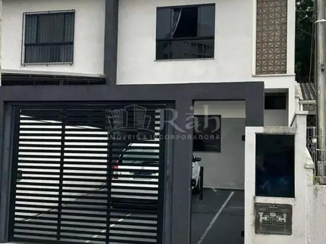 Casa / Sobrado para Venda em Itajaí/SC Fazenda 3 Quartos