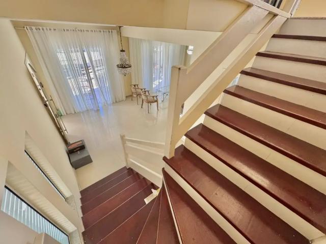 Casa / Sobrado para Locação em Itajaí/SC Fazenda 4 Quartos