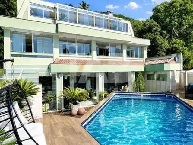 Casa / Sobrado para Venda em Itajaí/SC Fazendinha 4 Quartos