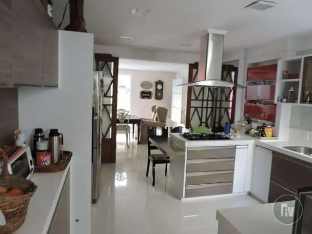 Casa / Sobrado para Venda em Itajaí/SC Praia Brava 5 Quartos