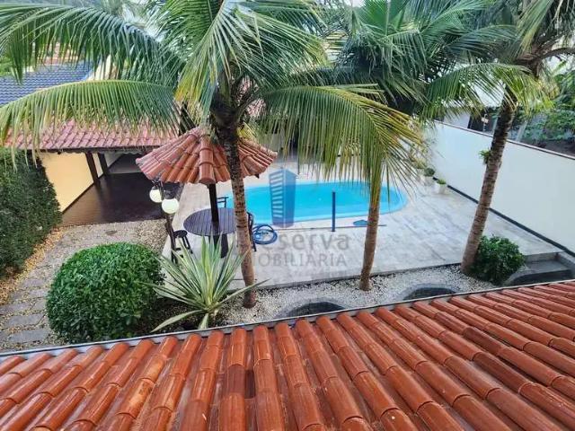 Casa / Sobrado para Venda em Itajaí/SC Ressacada 4 Quartos