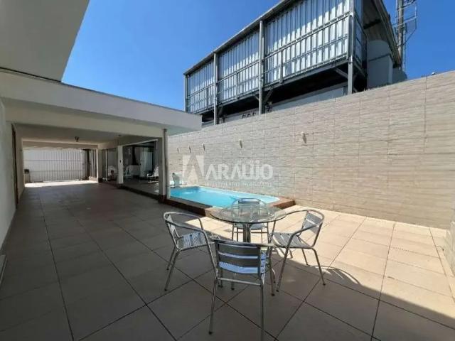 Casa / Sobrado para Venda em Itajaí/SC São João 2 Quartos