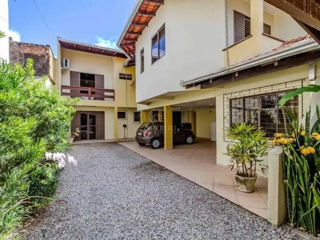 Casa / Sobrado para Venda em Itajaí/SC São João 3 Quartos