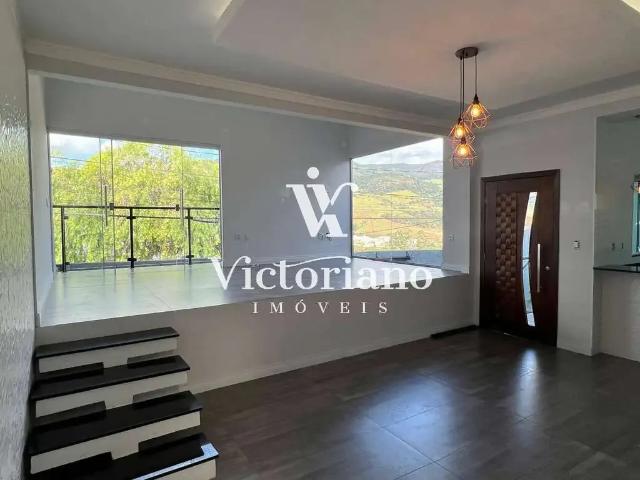 Casa / Sobrado para Venda em Itajubá/MG Medicina 3 Quartos