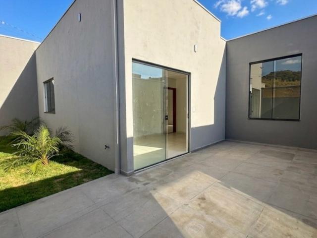 Casa / Sobrado para Venda em Itajubá/MG Nossa Senhora de Fátima 2 Quartos