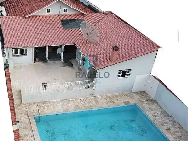 Casa / Sobrado para Venda em Itamonte/MG Centro 5 Quartos