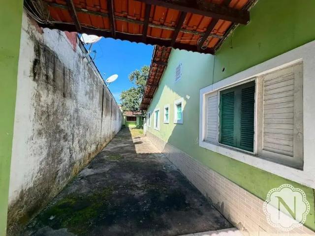 Casa / Sobrado para Venda em Itanhaém/SP Balneário Campos Eliseos 3 Quartos