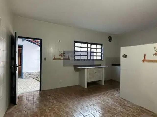 Casa / Sobrado para Venda em Itanhaém/SP Centro 4 Quartos