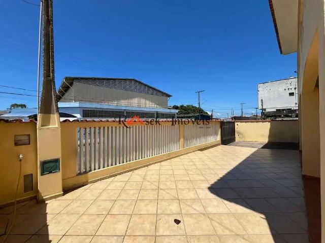 Casa / Sobrado para Venda em Itanhaém/SP Centro 5 Quartos
