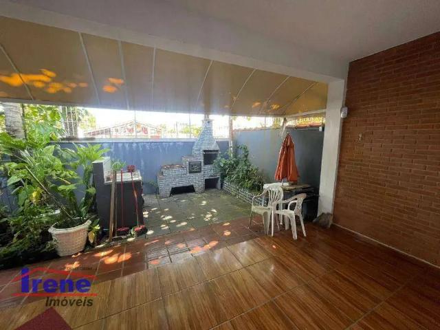 Casa / Sobrado para Venda em Itanhaém/SP Centro 3 Quartos