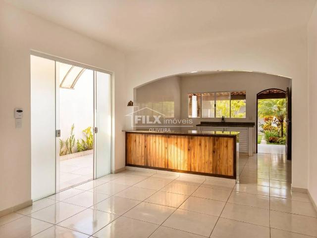 Casa / Sobrado para Venda em Itanhaém/SP Cibratel II 4 Quartos