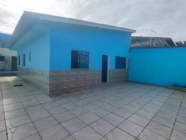 Casa / Sobrado para Venda em Itanhaém/SP Gaivota 3 Quartos