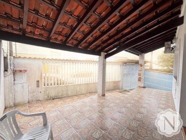 Casa / Sobrado para Venda em Itanhaém/SP Jardim Corumbá 3 Quartos