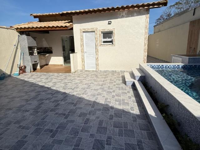 Casa / Sobrado para Venda em Itanhaém/SP Jardim das Palmeiras 3 Quartos