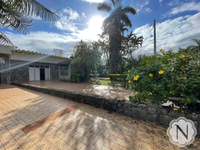 Casa / Sobrado para Venda em Itanhaém/SP Jardim Suarão 5 Quartos