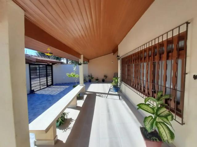 Casa / Sobrado para Venda em Itanhaém/SP Praia dos Sonhos 3 Quartos