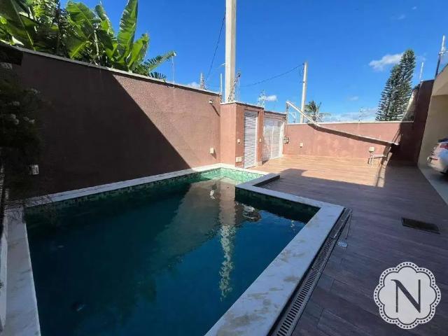 Casa / Sobrado para Venda em Itanhaém/SP Praia dos Sonhos 4 Quartos