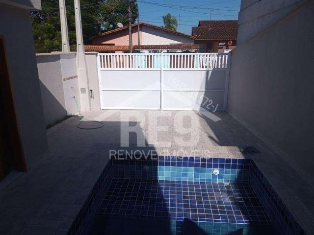 Casa / Sobrado para Venda em Itanhaém/SP Vila Loty 3 Quartos