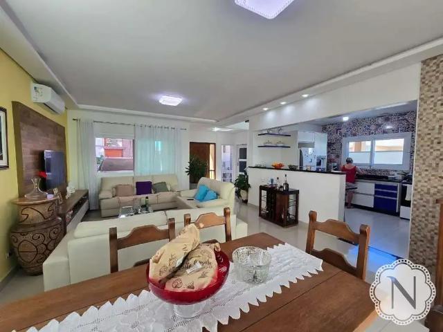 Casa / Sobrado para Venda em Itanhaém/SP Vila São Paulo 3 Quartos