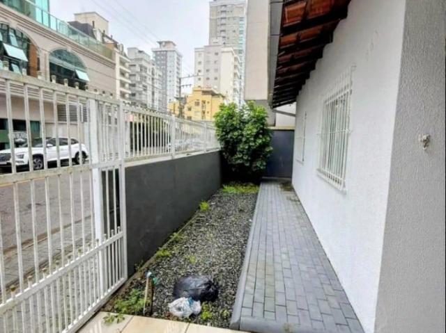 Casa / Sobrado para Venda em Itapema/SC Castelo Branco 3 Quartos