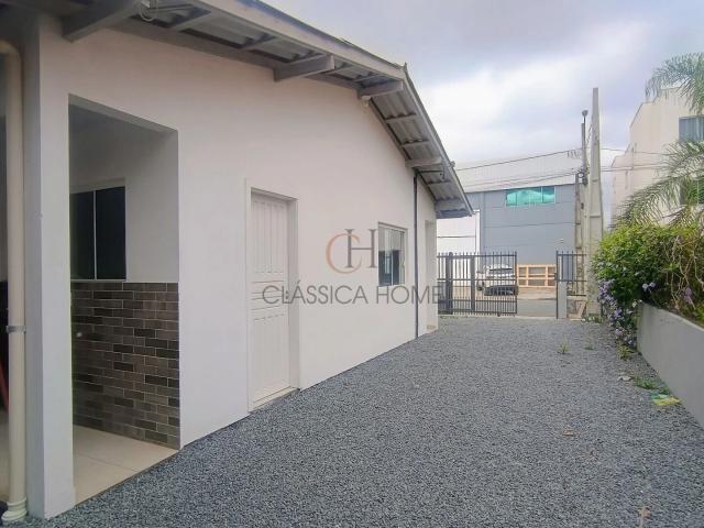 Casa / Sobrado para Venda em Itapema/SC Meia Praia 4 Quartos
