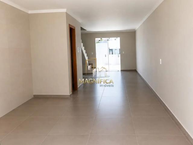 Casa / Sobrado para Venda em Itapema/SC Meia Praia 2 Quartos