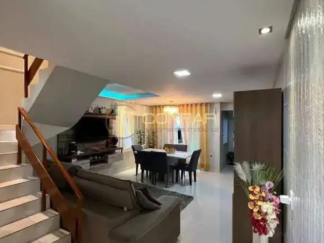 Casa / Sobrado para Venda em Itapema/SC Meia Praia 3 Quartos