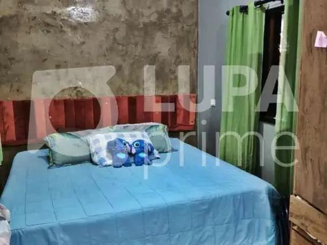 Casa / Sobrado para Venda em Itapecerica da Serra/SP Parque Paraíso 4 Quartos