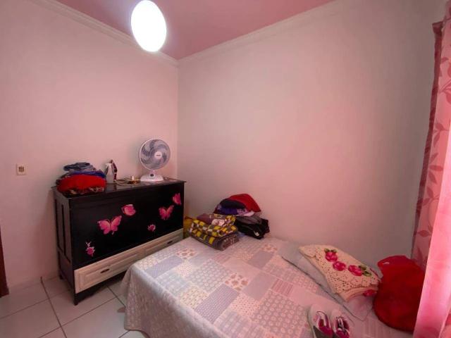 Casa / Sobrado para Venda em Itapecerica/MG Centro 3 Quartos