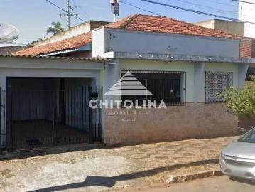Casa / Sobrado para Venda em Itapetininga/SP Centro 3 Quartos